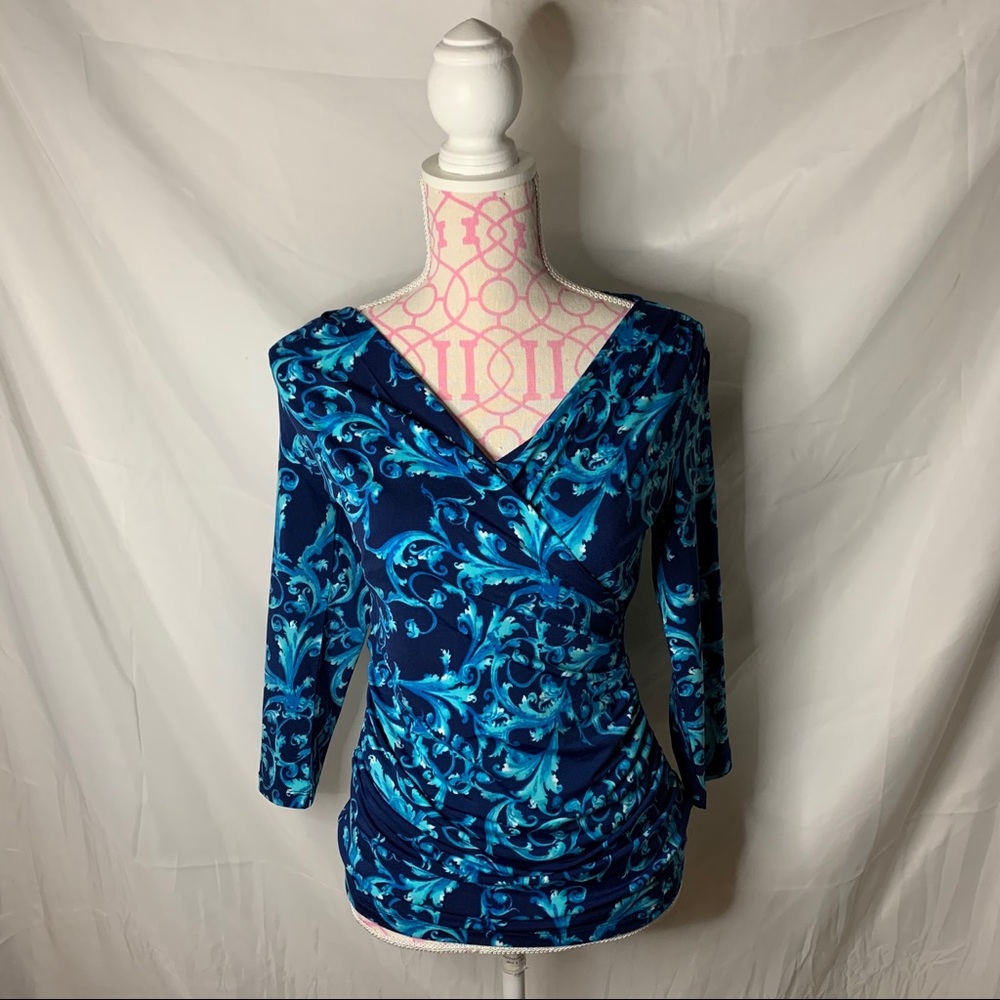 Carmen blue patterned top size small:)